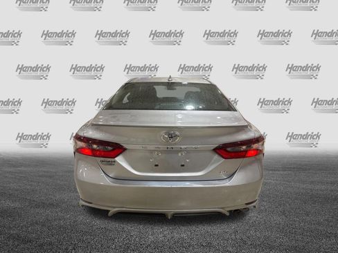 Used 2023 Toyota Camry SE FWD image 9