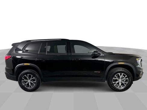 New 2026 GMC Acadia AT4 w/ LPO, Floor Liner Package AWD/4WD image 10
