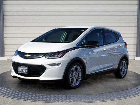Used 2019 Chevrolet Bolt LT FWD image 3