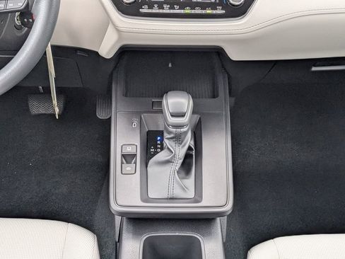 New 2026 Toyota Corolla Cross L image 19