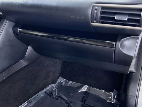 Used 2017 Lexus IS 200t RWD image 35