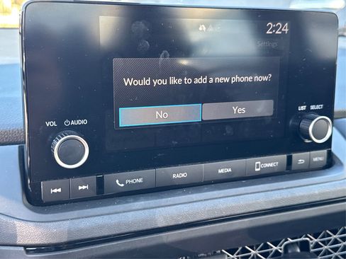 Used 2023 Honda Accord LX image 28