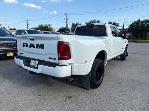 Used 2025 RAM 3500 Limited AWD/4WD image 6
