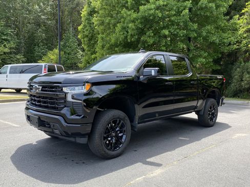 Used 2024 Chevrolet Silverado 1500 RST w/ Convenience Package II image 5