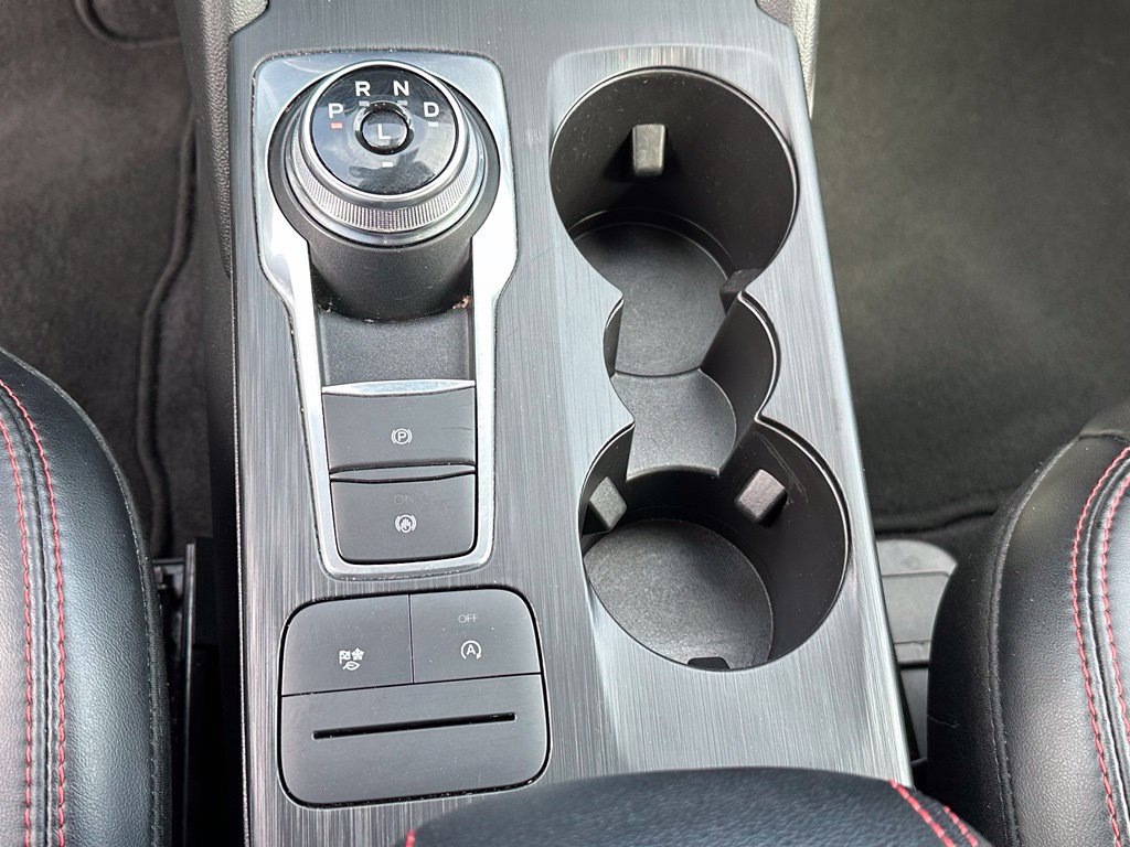 Used 2025 Ford Escape ST-Line AWD/4WD image 34
