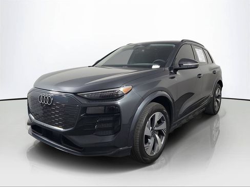 Certified 2025 Audi Q6 e-tron Premium Plus w/ Premium Plus AWD/4WD image 3