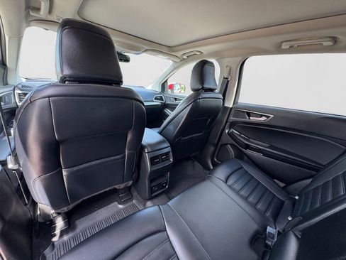 Used 2022 Ford Edge SEL w/ Convenience Package AWD/4WD image 13