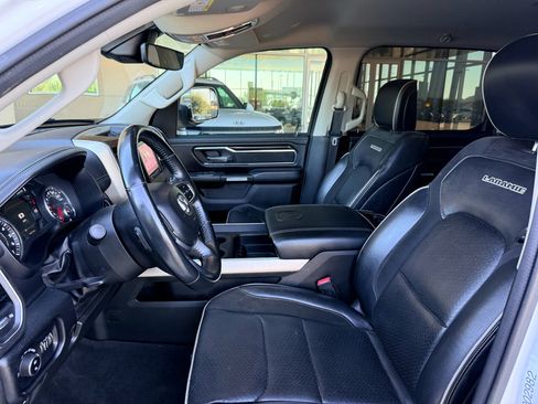 Used 2022 RAM 1500 Laramie AWD/4WD image 14