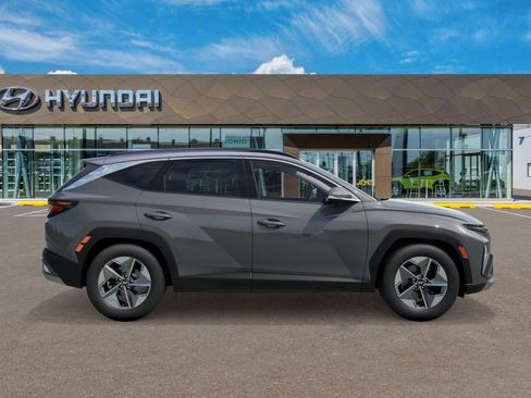 Certified 2026 Hyundai Tucson SEL Plus FWD image 7