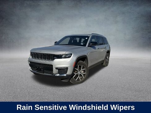 Used 2024 Jeep Grand Cherokee L Limited w/ Luxury Tech Group II image 36