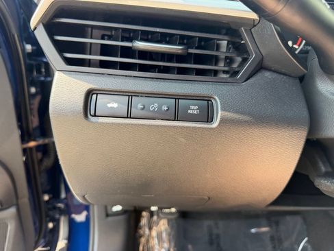 Used 2024 Nissan Altima 2.5 SR FWD image 15