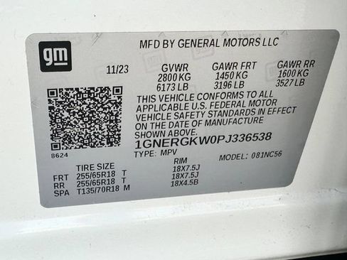 Used 2023 Chevrolet Traverse LT FWD image 24