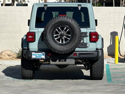Used 2024 Jeep Wrangler Unlimited Rubicon 392 image 8