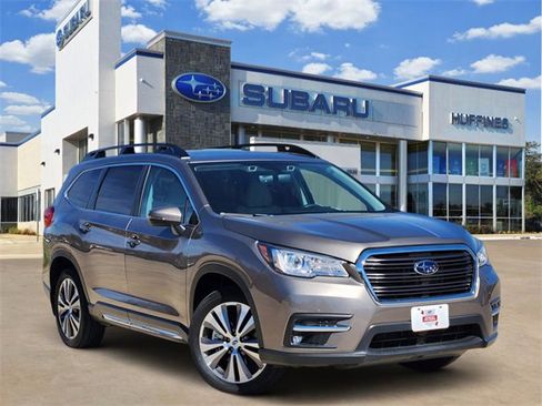 Certified 2022 Subaru Ascent Limited w/ Technology Package image 1