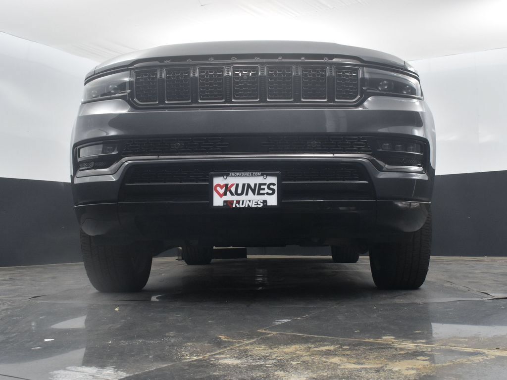Used 2024 Jeep Grand Wagoneer L Series II w/ Quick Order Packagew 28T AWD/4WD image 46