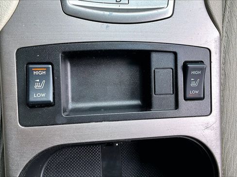 Used 2012 Subaru Legacy 2.5i w/ Alloy Wheel Pkg AWD/4WD image 33