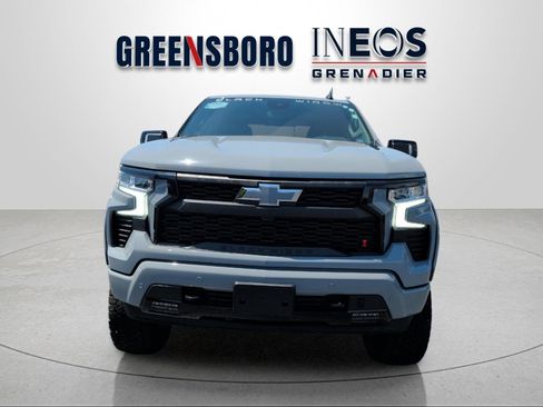 Used 2025 Chevrolet Silverado 1500 RST AWD/4WD image 8