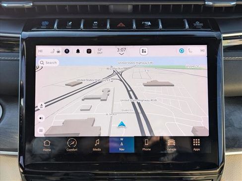 Used 2023 Jeep Grand Cherokee image 13