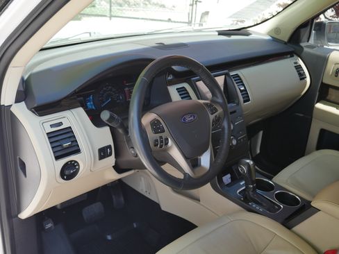 Used 2019 Ford Flex SEL w/ Equipment Group 202A AWD/4WD image 4