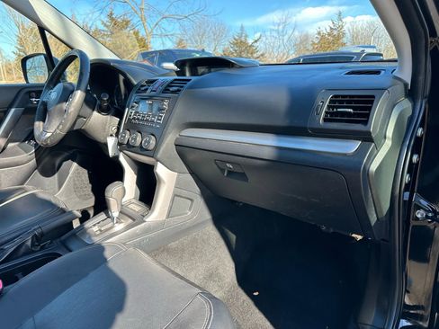 Used 2015 Subaru Forester 2.5i Limited image 12
