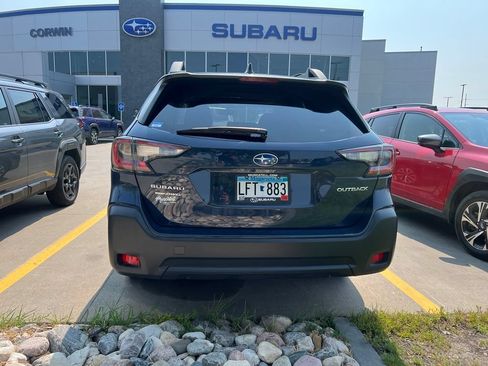 Used 2024 Subaru Outback Premium AWD/4WD image 5