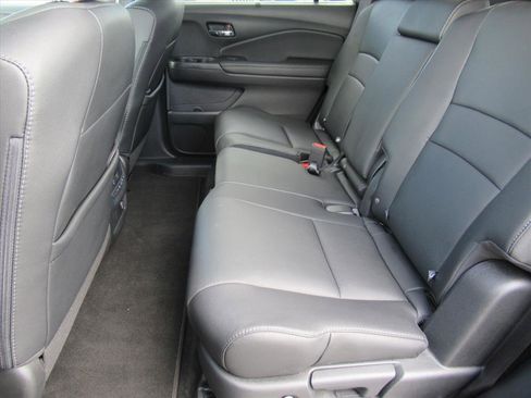 Used 2022 Honda Pilot Special Edition image 29