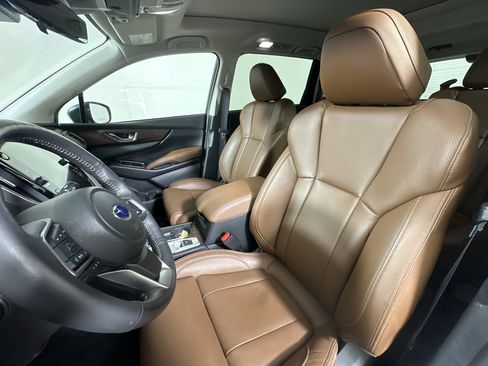 Used 2025 Subaru Ascent Touring image 9