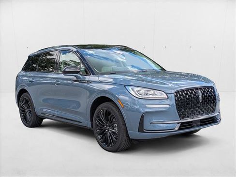 New 2025 Lincoln Corsair Grand Touring w/ Jet Appearance Package image 7