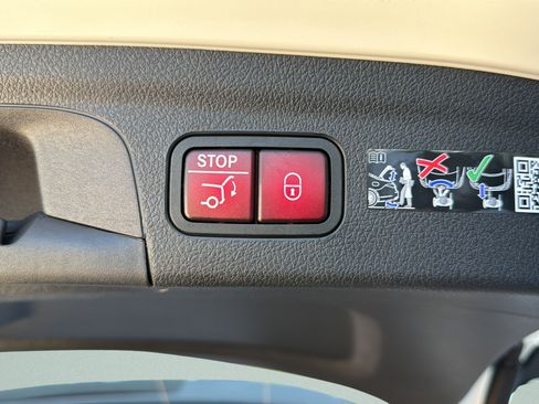 Certified 2026 Mercedes-Benz GLE 350 4MATIC image 12
