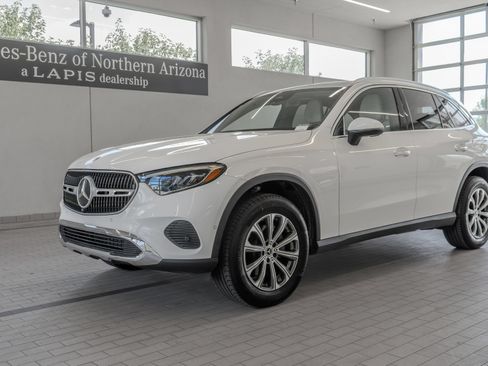 Certified 2024 Mercedes-Benz GLC 300 image 3