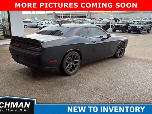 Used 2023 Dodge Challenger R/T w/ Plus Package image 3