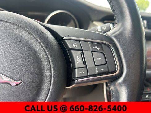 Used 2017 Jaguar XF Premium AWD/4WD image 11