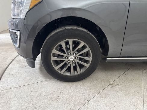 Used 2021 Ford Expedition Max Limited image 13