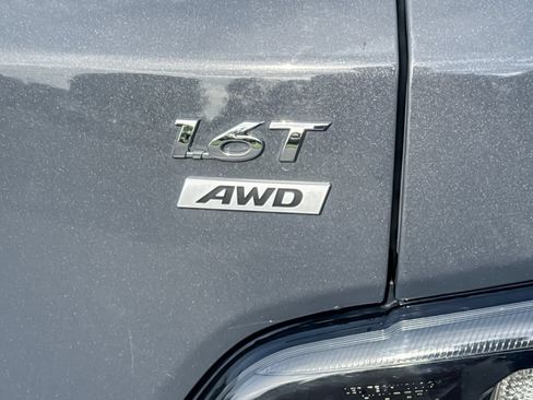 Used 2023 Hyundai Kona Limited AWD/4WD image 40