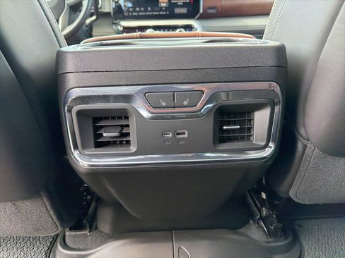 Used 2024 GMC Sierra 2500 Denali Ultimate AWD/4WD image 20