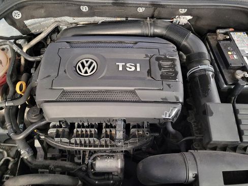 Used 2018 Volkswagen Jetta GLI FWD image 30