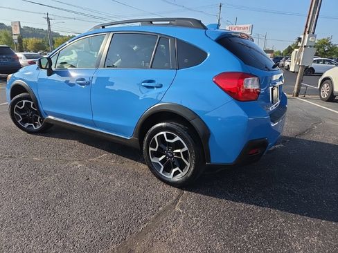 Used 2017 Subaru Crosstrek 2.0i Limited AWD/4WD image 4