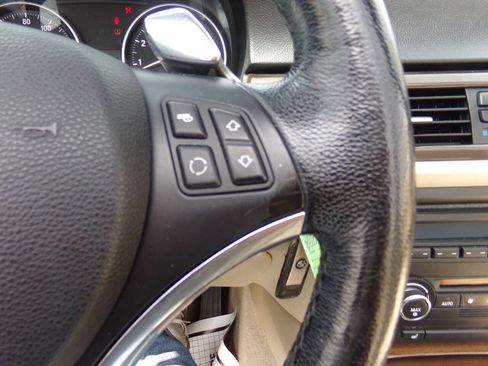 Used 2009 BMW 328i Convertible RWD image 12