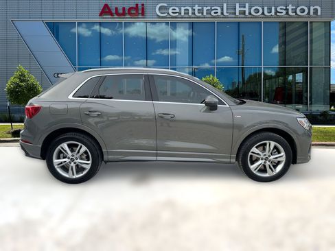 Used 2023 Audi Q3 2.0T Premium Plus w/ Premium Plus Package image 8