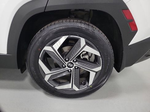 Used 2023 Hyundai Tucson Limited image 8