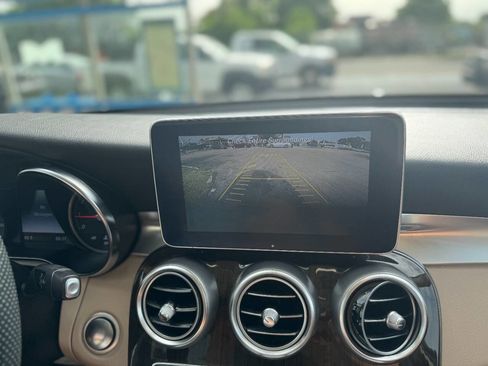 Used 2016 Mercedes-Benz GLC 300 4MATIC image 4