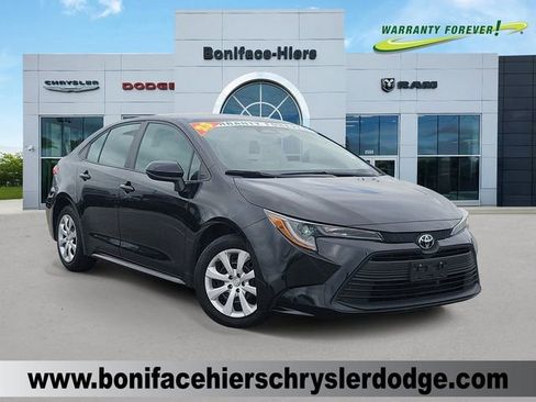 Used 2023 Toyota Corolla LE image 1