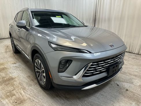 Certified 2025 Buick Envision Preferred image 5