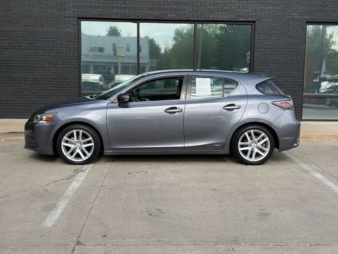 Used 2014 Lexus CT 200h FWD image 16