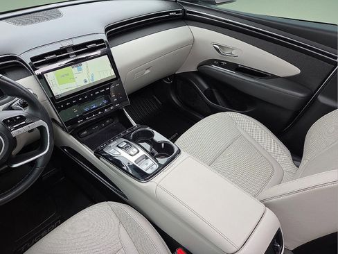 Used 2022 Hyundai Tucson Limited image 12