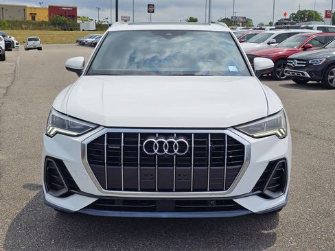 Used 2024 Audi Q3 2.0T Premium Plus AWD/4WD image 2
