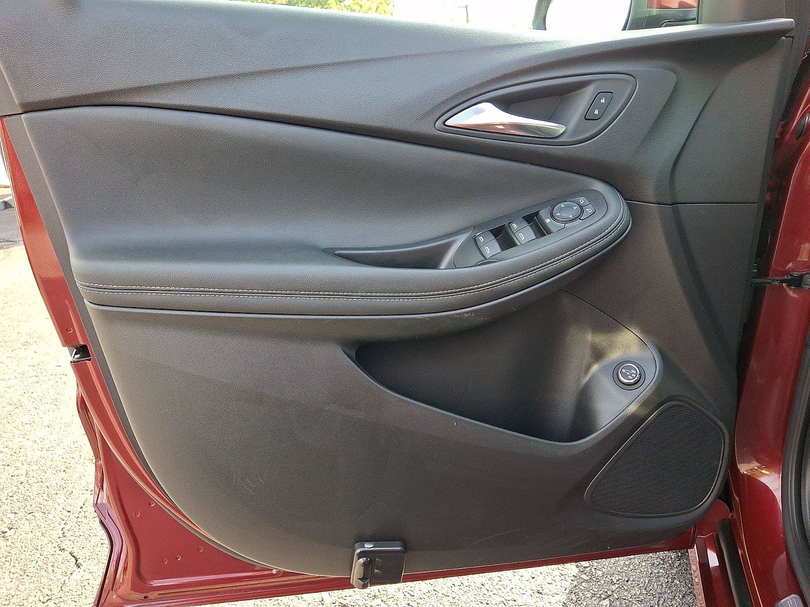 Used 2023 Buick Encore GX Select w/ Sport Touring Package FWD image 13