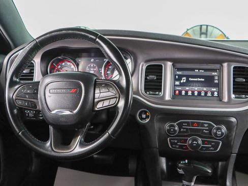 Used 2022 Dodge Charger SXT image 17