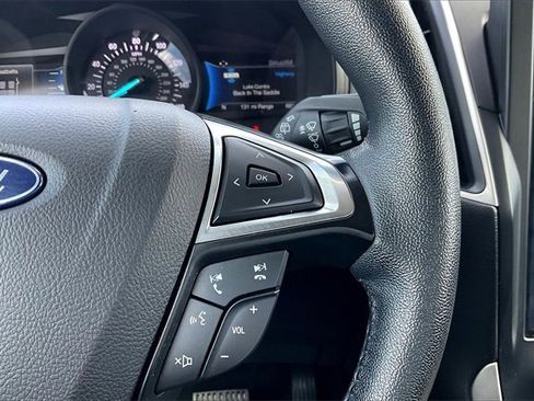 Used 2024 Ford Edge SEL image 21