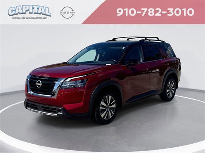 Used 2022 Nissan Pathfinder SL